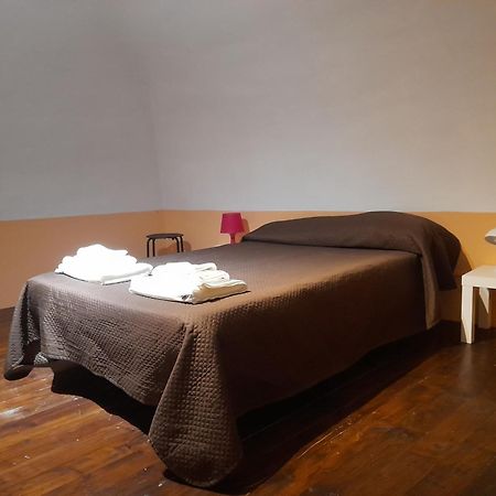Апартаменты I Gatti Dei Vicere-Casa Vacanza In Centro Катания Экстерьер фото